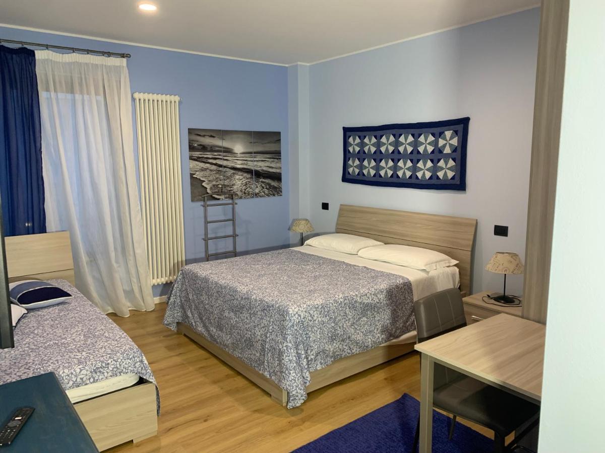 Bed & Breakfast Indi Thelar Villa Guardia Exteriör bild