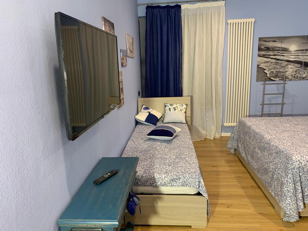 Bed & Breakfast Indi Thelar Villa Guardia Exteriör bild